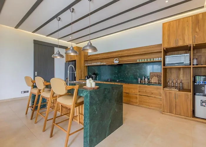 Ferienhaus Stunning Modern 3br With Private Pool *