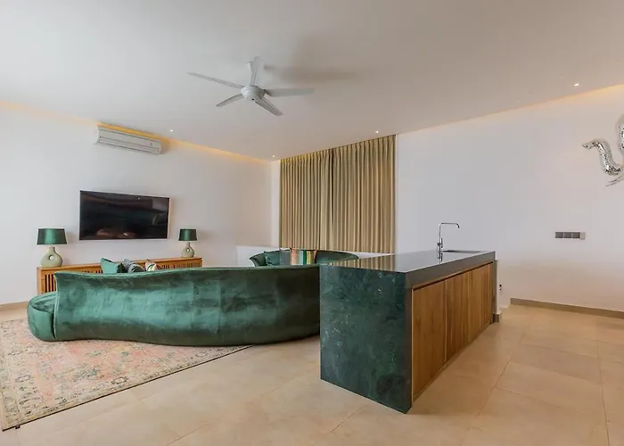 Stunning Modern 3br With Private Pool Canggu