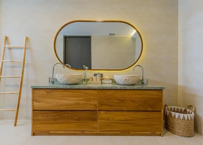 Stunning Modern 3br With Private Pool Canggu
